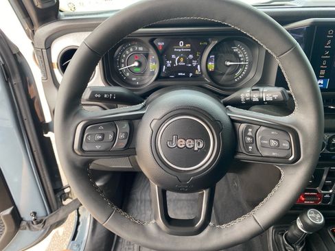 Used 2025 Jeep Wrangler Unlimited Sport S 4xe AWD/4WD image 10
