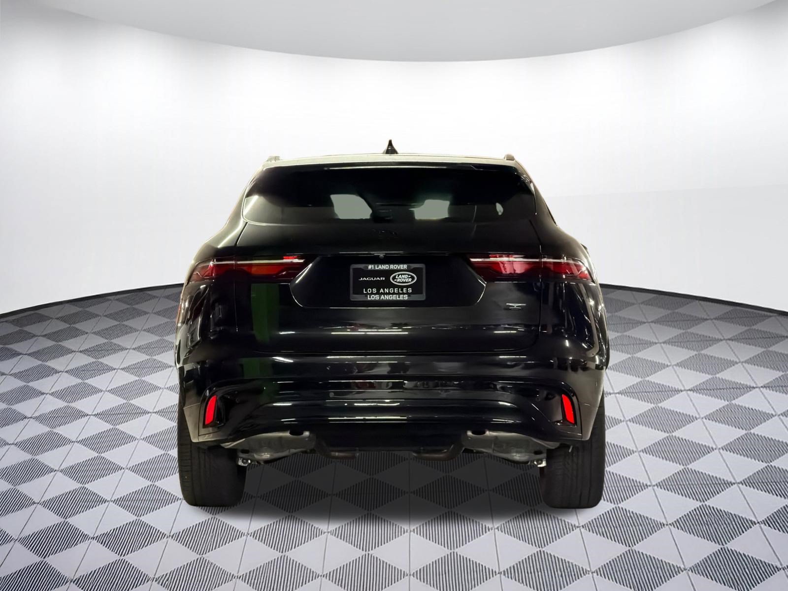New 2026 Jaguar F-PACE R-Dynamic S AWD/4WD image 10