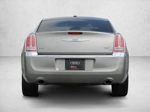 Used 2014 Chrysler 300 C AWD/4WD image 8