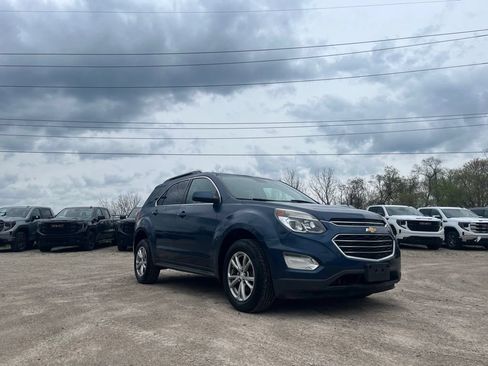 Used 2017 Chevrolet Equinox LT w/ Convenience Package AWD/4WD image 5