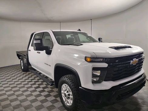 Used 2024 Chevrolet Silverado 2500 W/T w/ WT Fleet Convenience Package image 8