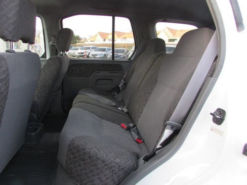 Used 2000 Nissan Xterra XE image 22