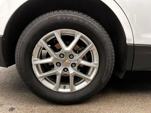 Used 2023 Chevrolet Equinox LT AWD/4WD image 29
