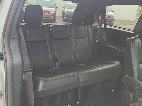 Used 2019 Dodge Grand Caravan GT image 23