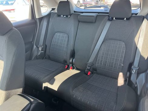 Certified 2024 Honda HR-V LX image 38