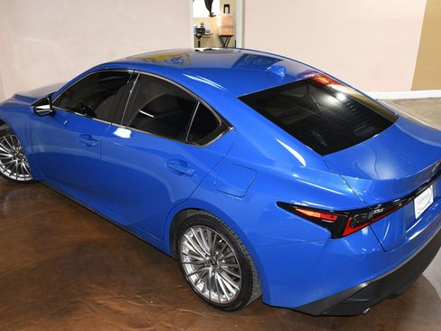 Used 2023 Lexus IS 300 w/ Premium Package RWD image 80
