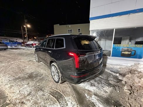 Used 2020 Cadillac XT6 Premium Luxury image 3