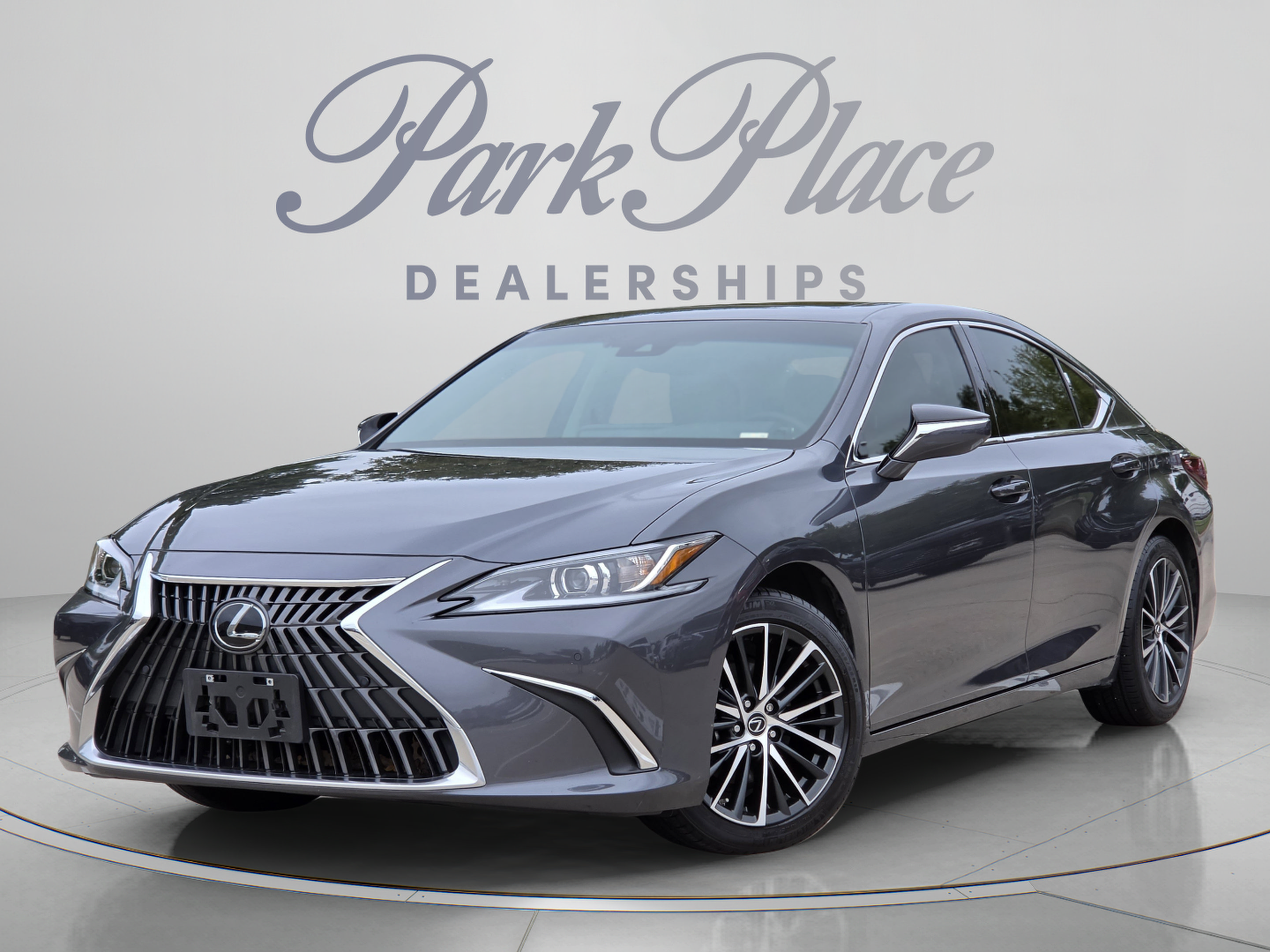 Used 2024 Lexus ES 350 w/ Premium Package FWD image 1