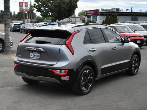 Used 2024 Kia Niro Wind FWD image 8