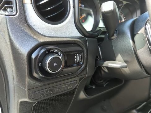 Used 2024 Jeep Wrangler Sport AWD/4WD image 14