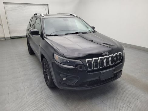 Used 2019 Jeep Cherokee Latitude w/ Popular Appearance Group FWD image 13