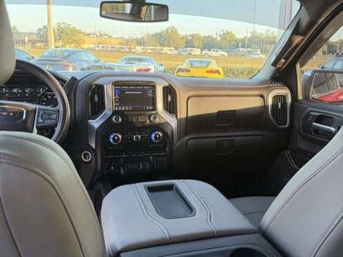 Used 2019 GMC Sierra 1500 SLT w/ SLT Premium Package image 13