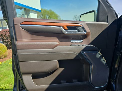 Used 2022 GMC Sierra 1500 Denali image 17