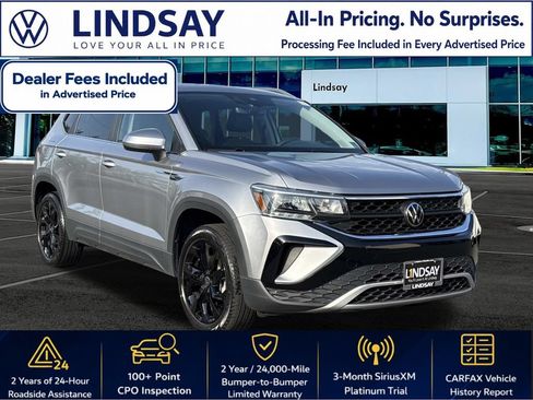 Used 2023 Volkswagen Taos SE w/ Panoramic Sunroof Package FWD image 1