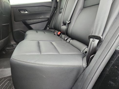 Used 2024 Nissan Rogue SL image 26