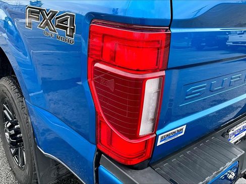 Certified 2020 Ford F350 Lariat image 24