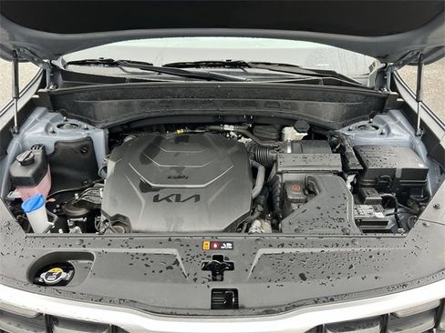 Certified 2025 Kia Telluride S image 27