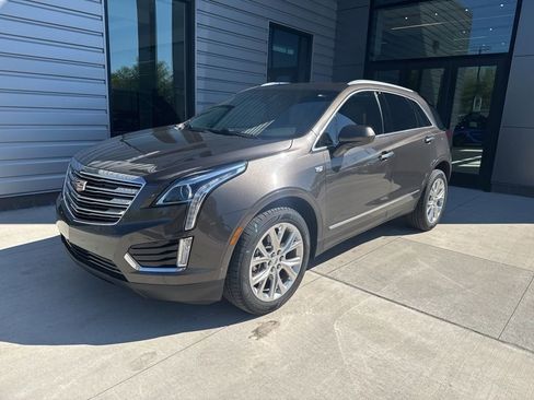 Used 2019 Cadillac XT5 Luxury image 3