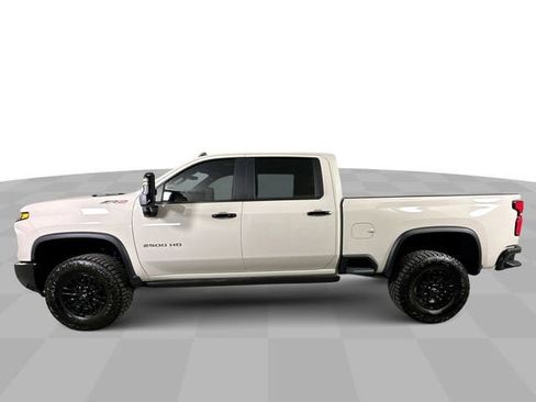 New 2026 Chevrolet Silverado 2500 ZR2 AWD/4WD image 5
