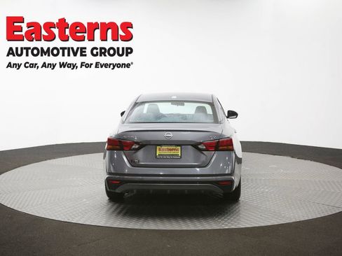 Used 2024 Nissan Altima 2.5 SV FWD image 36