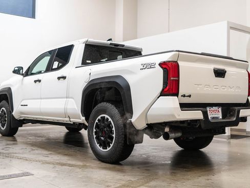 New 2026 Toyota Tacoma TRD Off-Road AWD/4WD image 7