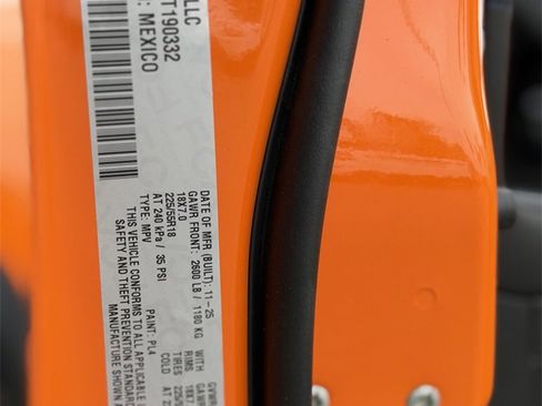 New 2026 Jeep Compass Latitude image 27