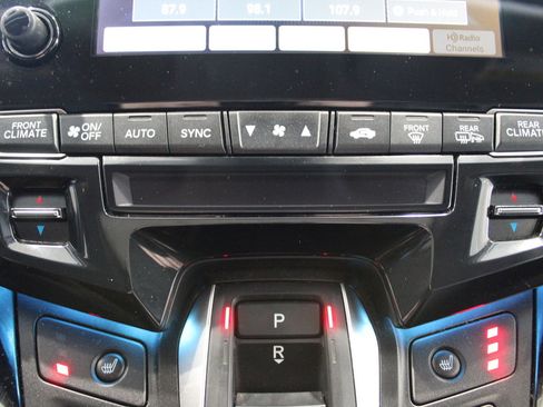 Used 2023 Honda Odyssey Touring image 29