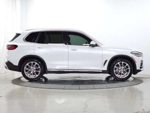 Used 2021 BMW X5 xDrive40i w/ Premium Package AWD/4WD image 11