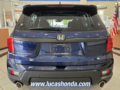 Used 2022 Honda Passport EX-L image 5
