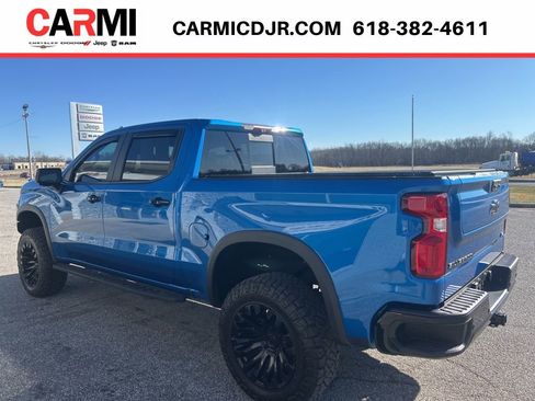 Used 2022 Chevrolet Silverado 1500 ZR2 w/ Technology Package AWD/4WD image 4