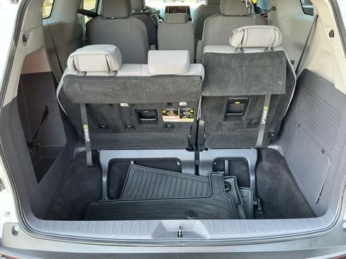 Used 2022 Toyota Sienna LE image 14