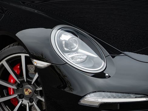 Used 2014 Porsche 911 Carrera 4S AWD/4WD image 31