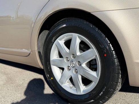 Used 2007 Toyota Avalon Limited image 29