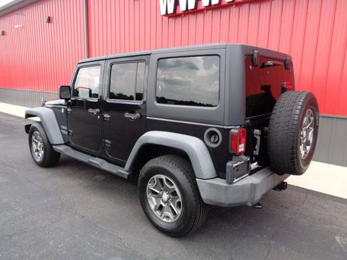 Used 2015 Jeep Wrangler Unlimited Sport w/ Quick Order Package 24S AWD/4WD image 7