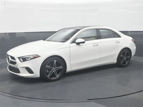 Used 2021 Mercedes-Benz A 220 A 220 image 4