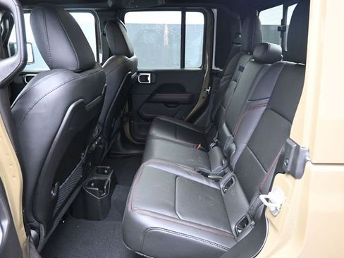 New 2026 Jeep Gladiator Rubicon image 9