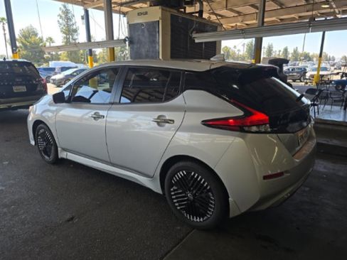 Used 2024 Nissan Leaf SV Plus FWD image 3