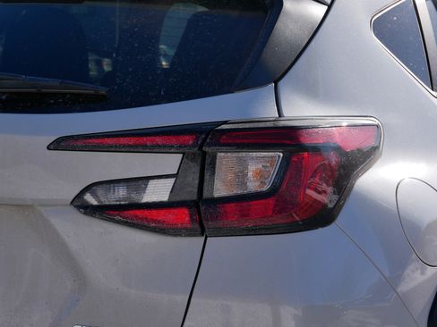 Certified 2025 Subaru Crosstrek 2.0i Premium image 17