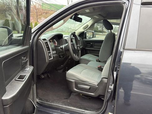 Used 2019 RAM 1500 Express w/ Express Value Package AWD/4WD image 20