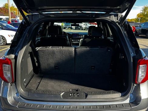 Used 2024 Ford Explorer ST w/ Equipment Group 401A image 10