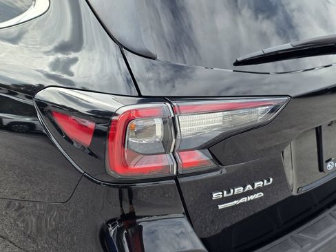 Used 2022 Subaru Outback Limited AWD/4WD image 7