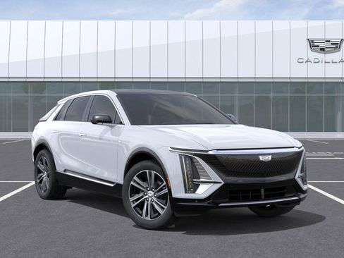 New 2026 Cadillac Lyriq Luxury image 7