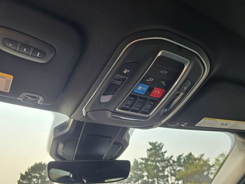 New 2026 Jeep Cherokee Limited AWD/4WD image 32