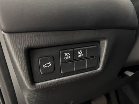 Used 2020 MAZDA CX-5 Touring image 11