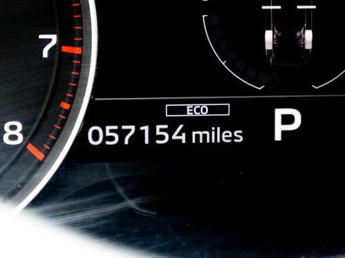Used 2022 Mitsubishi Outlander ES AWD/4WD image 3