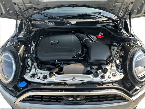 Used 2025 MINI Cooper 2-Door Hardtop FWD image 24