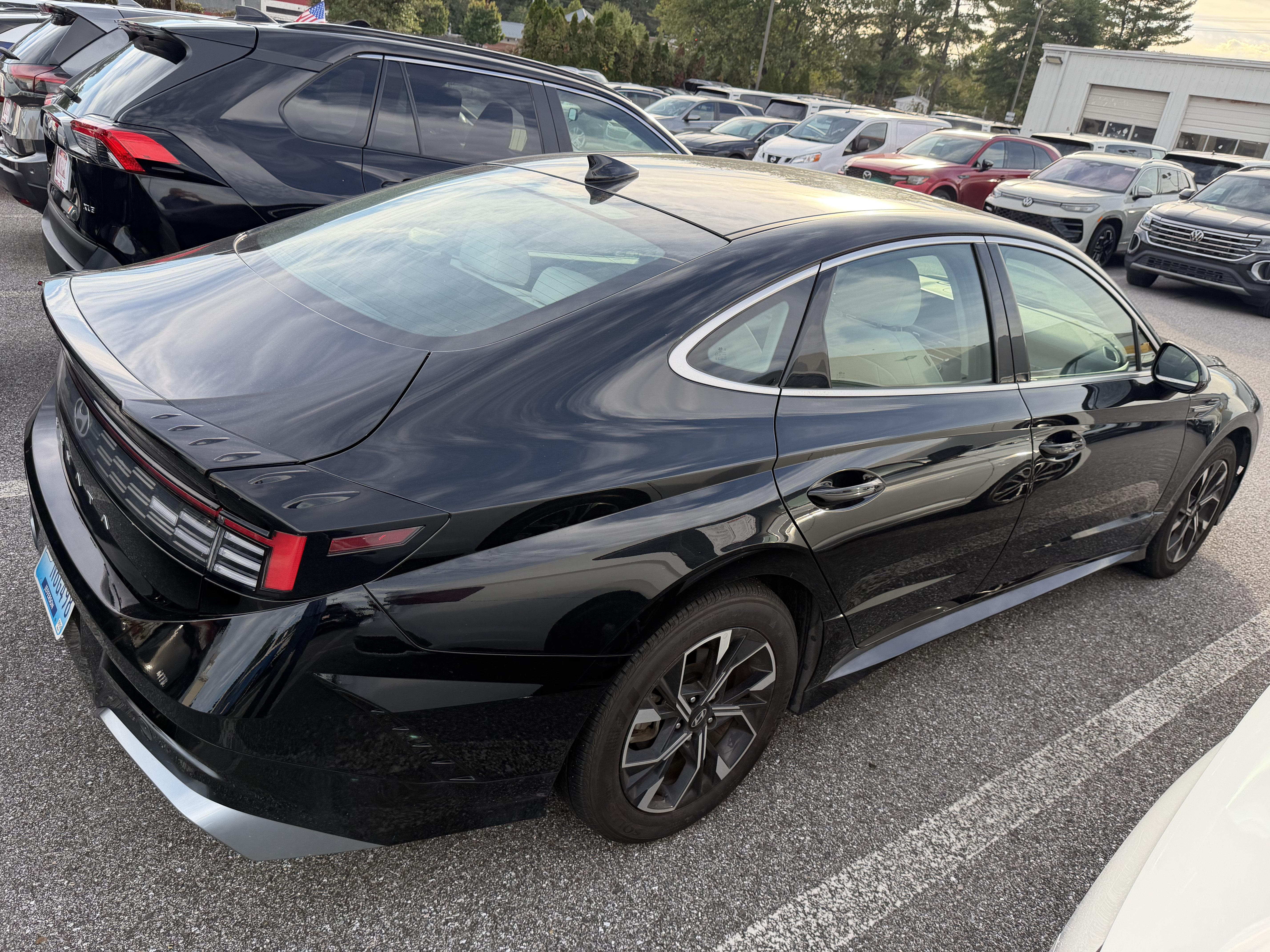 Used 2025 Hyundai Sonata SEL FWD image 6
