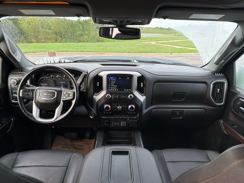 Used 2022 GMC Sierra 1500 SLT w/ SLT Convenience Package AWD/4WD image 20