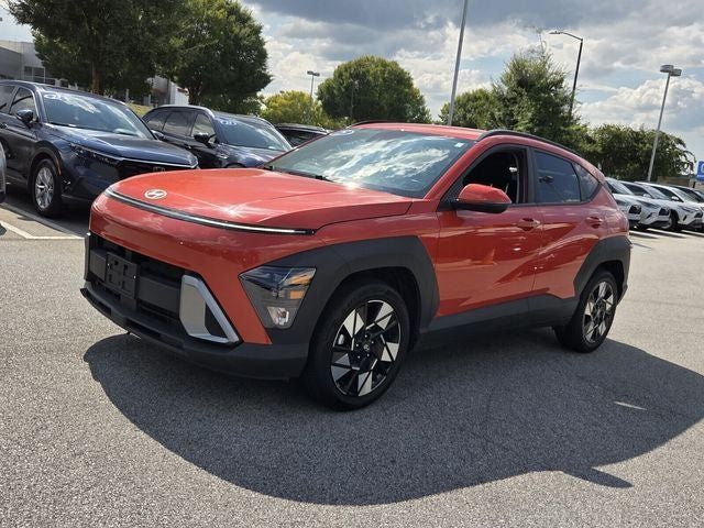 Used 2025 Hyundai Kona SEL FWD image 4
