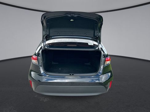 Used 2025 Toyota Corolla LE FWD image 29